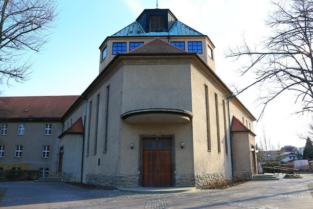Pfarrkirche "Heiligste Dreieinigkeit"